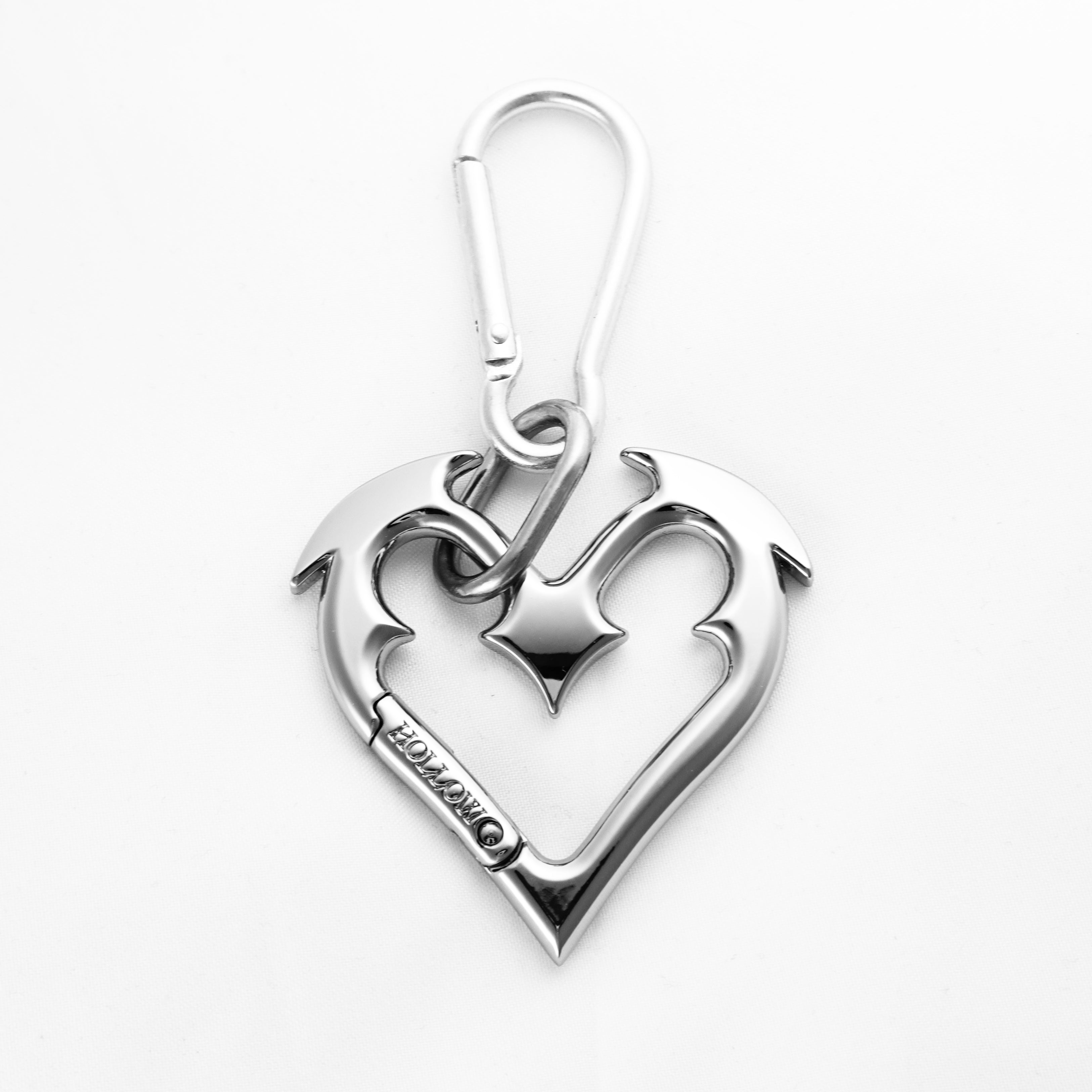 HEARTBREAKER MINI CARABINER