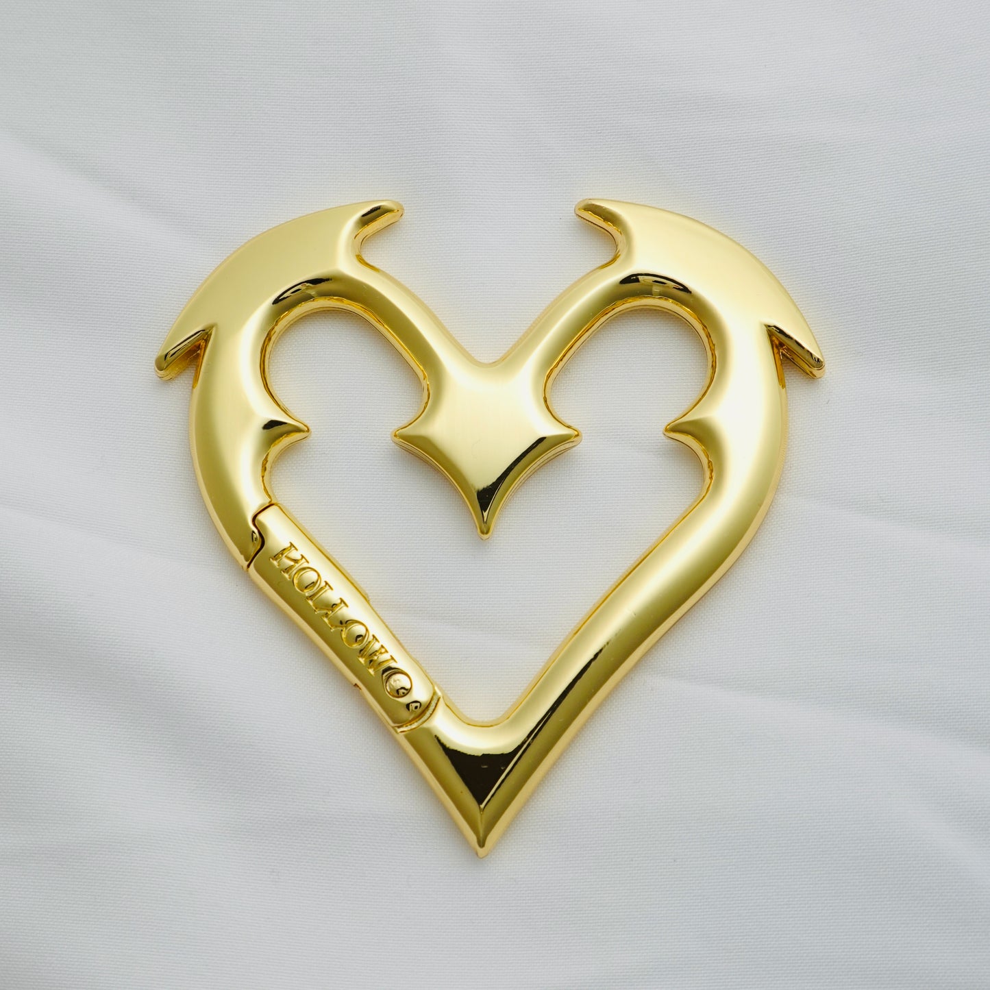 HEARTBREAKER CARABINER